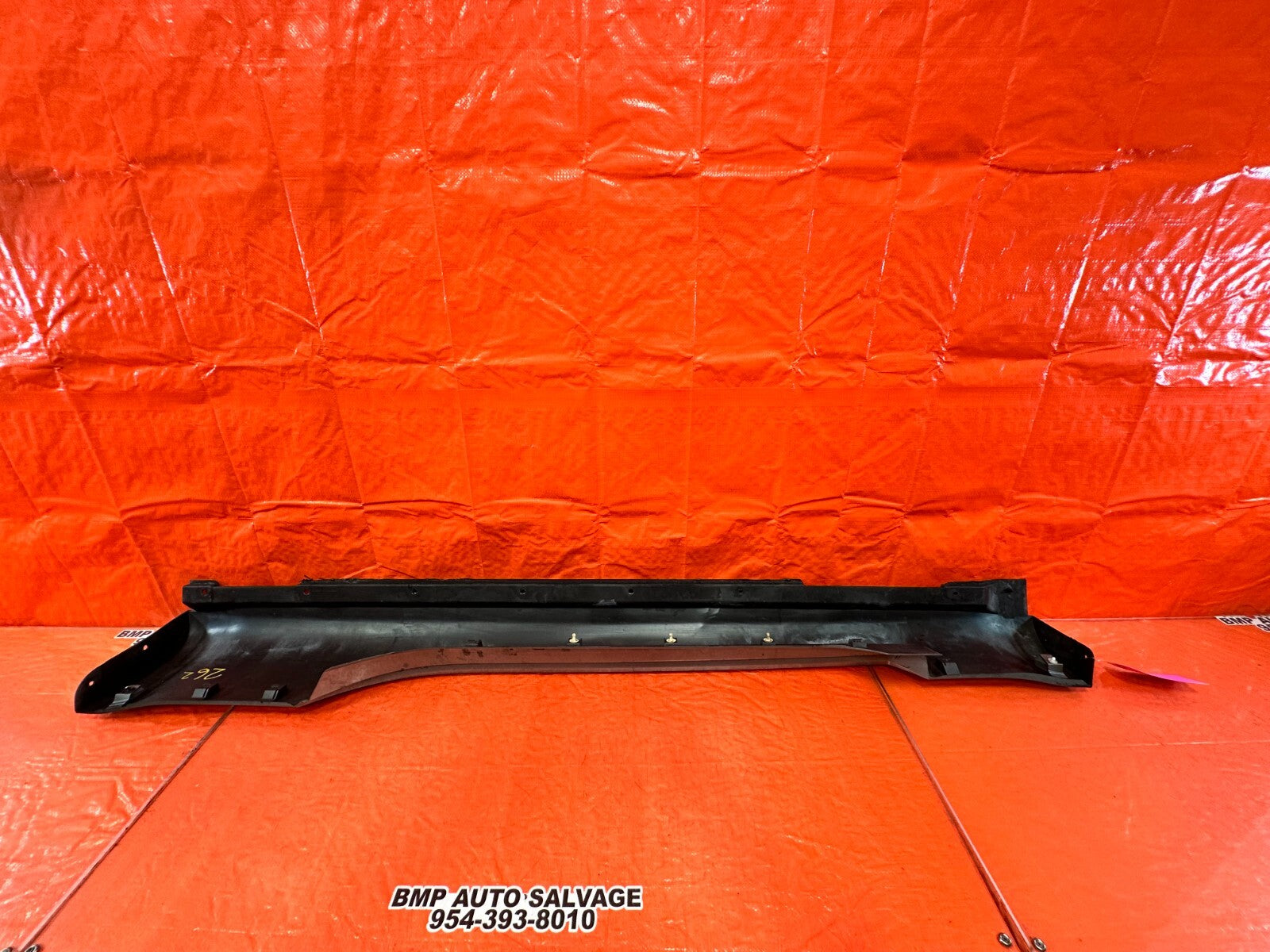 03 09 NISSAN 350Z   SIDE SKIRT ROCKER MOLDING TRIM   RIGHT SIDE   OEM #26212