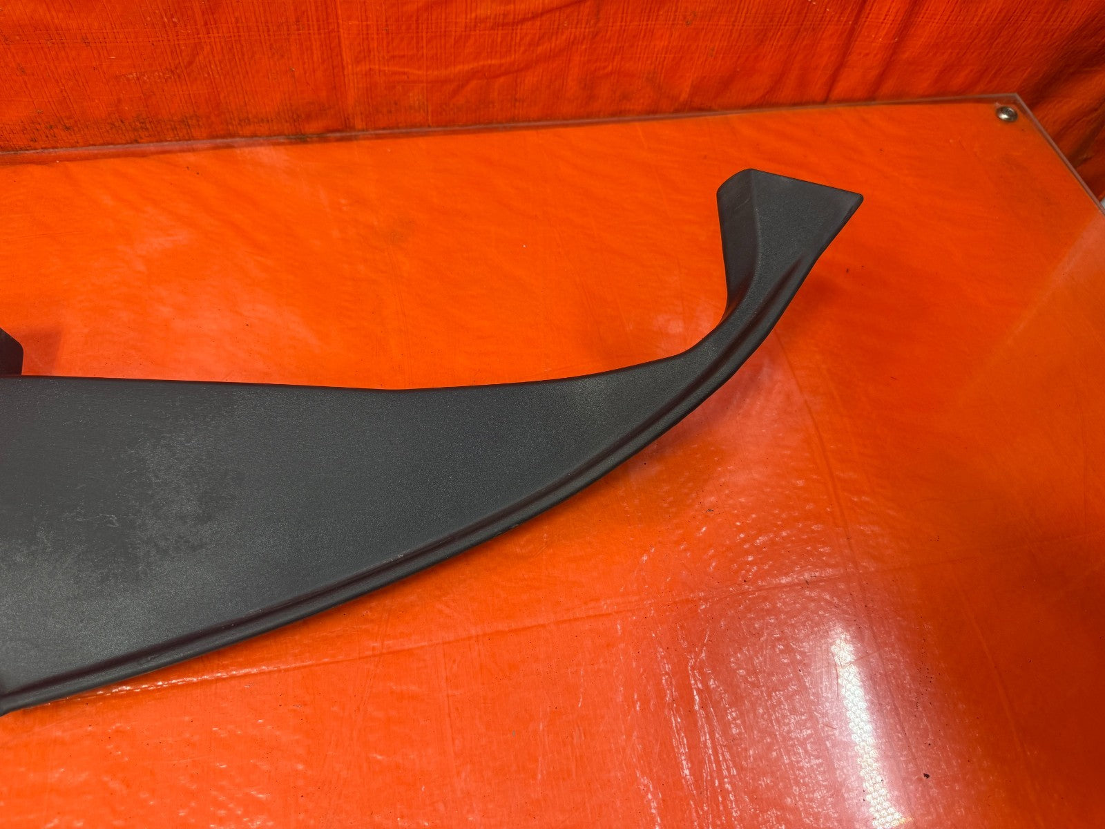 08 15 INFINITI G37 COUPE   INSIDE TRUNK TAIL LIGHT TRIM PLASTIC RIGHT OEM #3285