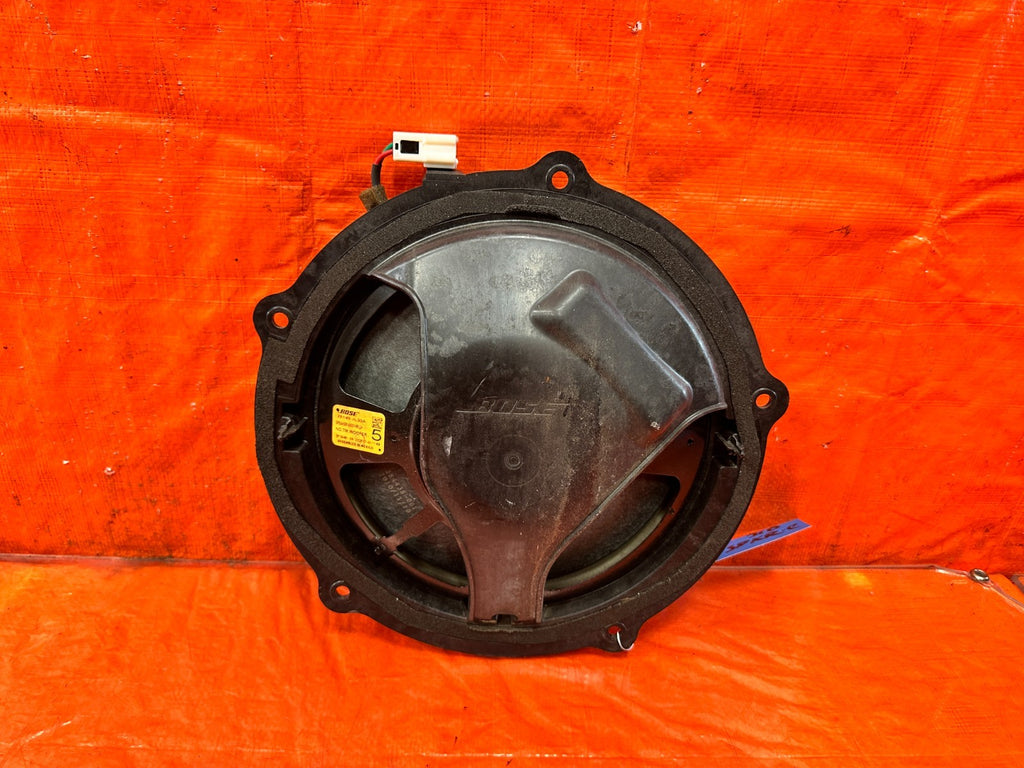 08 15 INFINITI G37 COUPE & CONVERTIBLE   LEFT FRONT   BOSE SPEAKER   OEM 3103