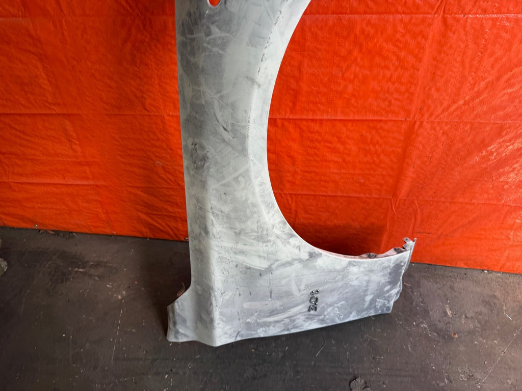 14 20 INFINITI Q50   PASSENGER RIGHT FRONT FENDER   OEM FACTORY OE #3LI6
