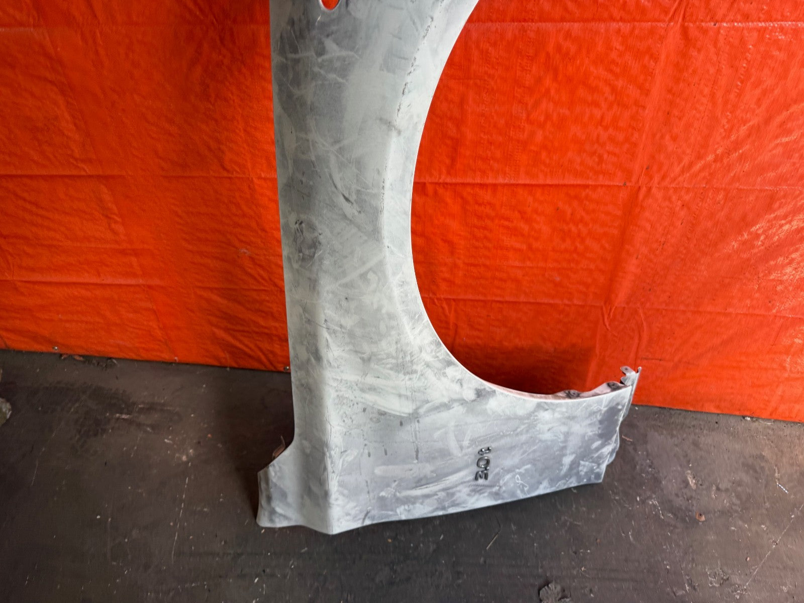 14 20 INFINITI Q50   PASSENGER RIGHT FRONT FENDER   OEM FACTORY OE #3LI6