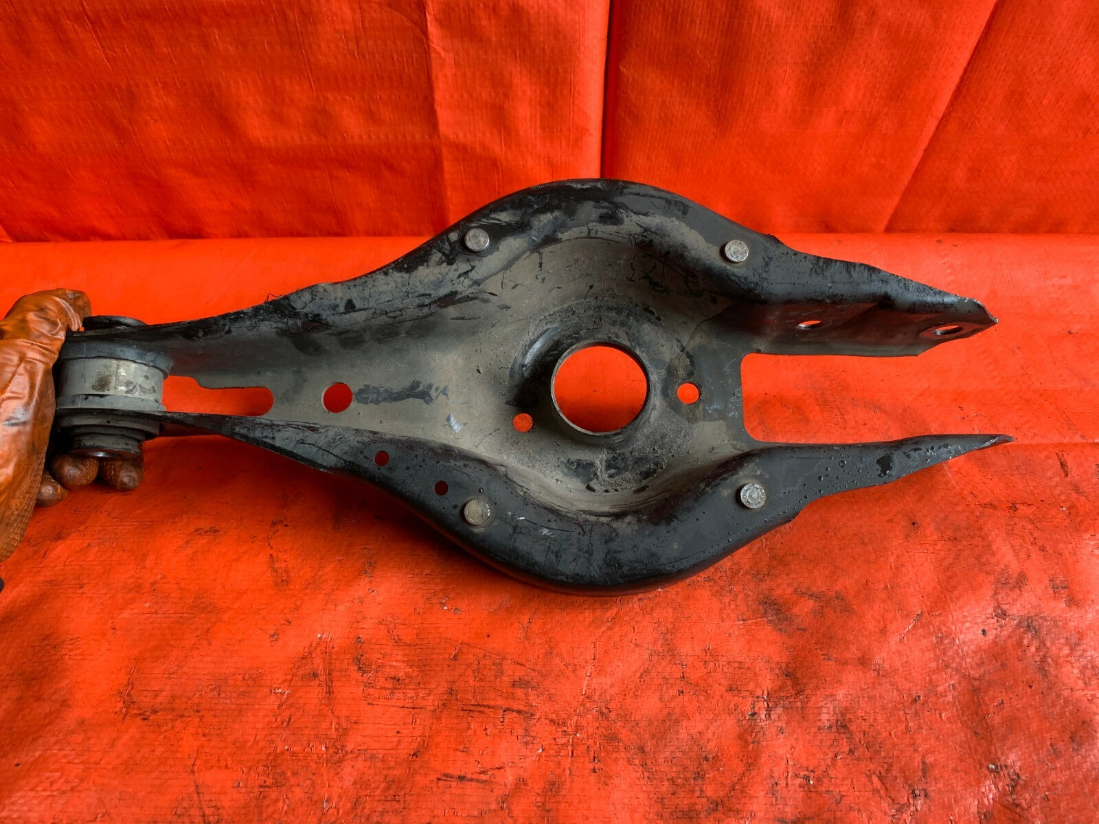 OEM 2015 BMW 320i RWD   PASSENGER RIGHT REAR LOWER CONTROL ARM6