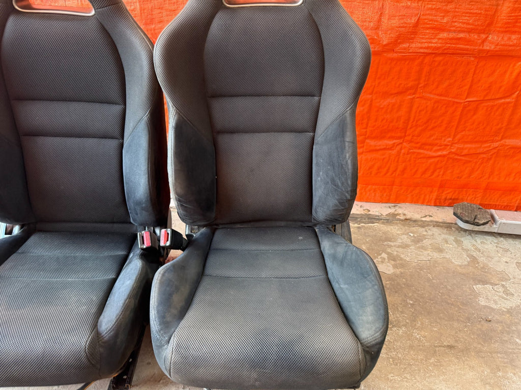 02 06 ACURA RSX   BLACK SUEDE FRONT CLOTH SEATS   LEFT AND RIGHT OEM FACOTRY OE3