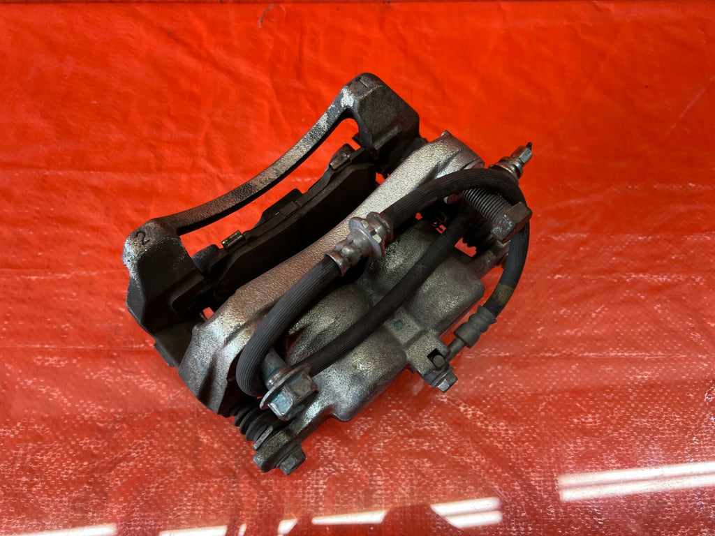 14 18 Q50 / 17 18 Q60 / 16 17 QX50 FRONT BRAKE CALIPER   DRIVER LEFT FRONT #1058