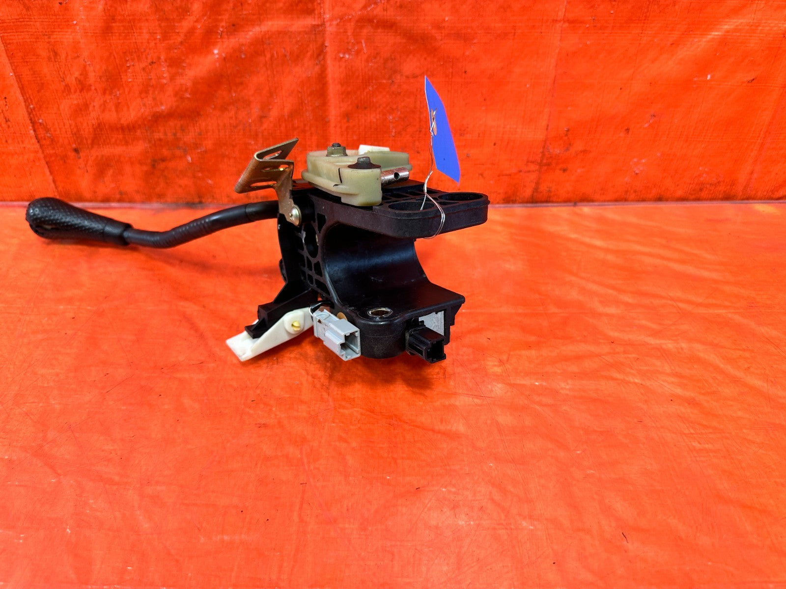 97 01 HONDA CR V CRV   AUTOMATIC TRANSMISSION SHIFTER / GEAR SELECTOR OEM #3011