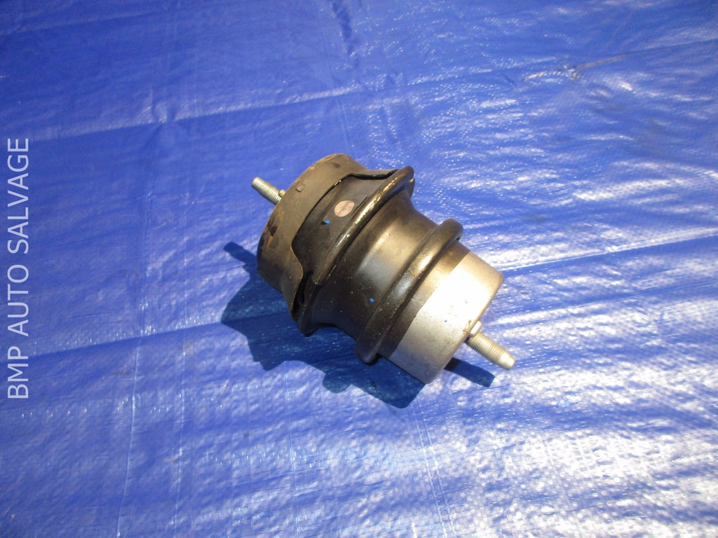 OEM 2014   2016 INFINITI Q70 3.7L RWD PASSENGER RIGHT ENGINE MOUNT MOTOR STRUT 2