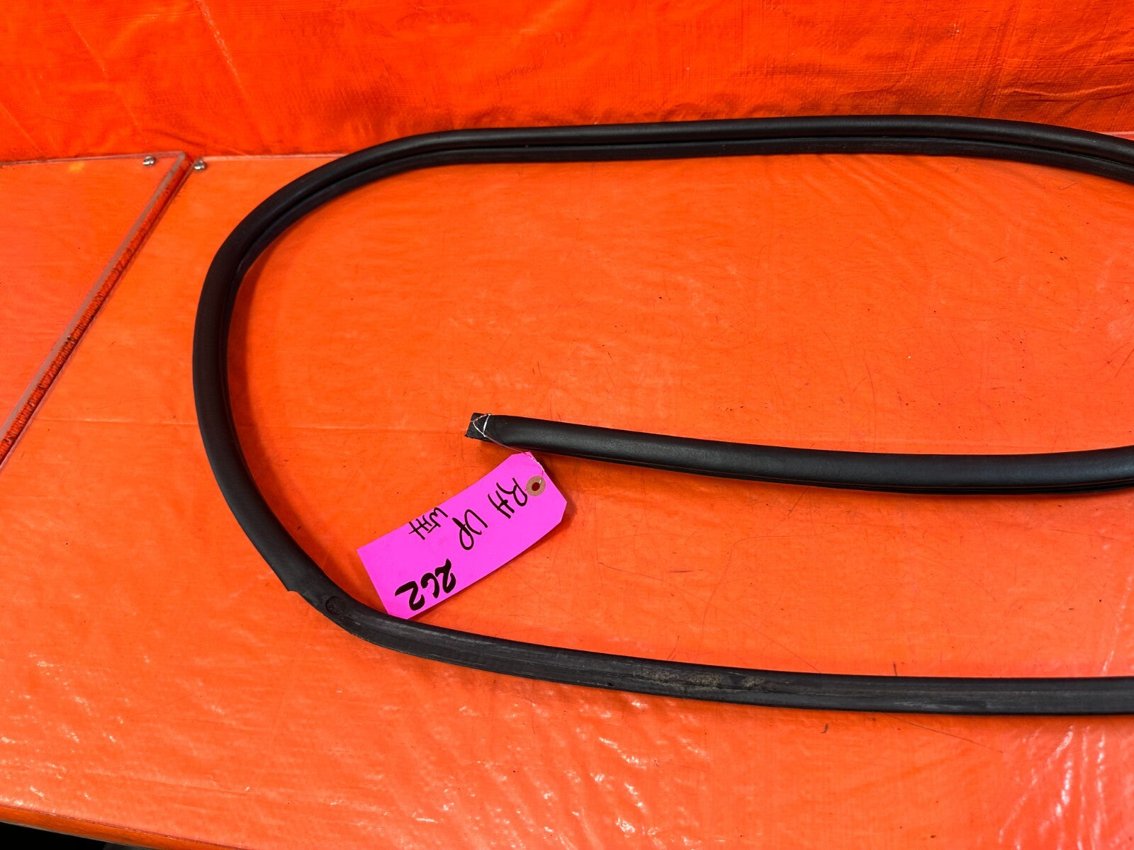 04 08 NISSAN 350Z CONVERTIBLE   PASSENGER RIGHT UPPER OPEN TRIM   OEM #2627