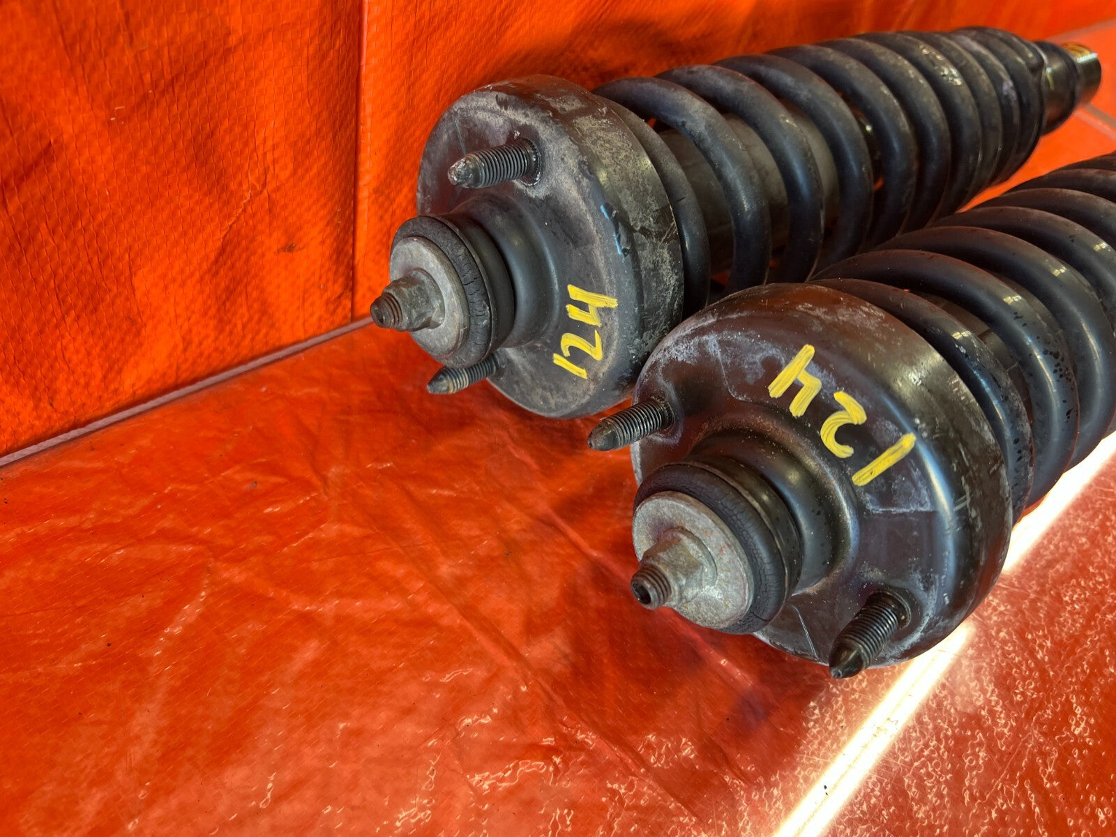 96 00 HONDA CIVIC   FRONT SHOCKS & SPRINGS LEFT AND RIGHT FACTORY OEM   OEM #1247