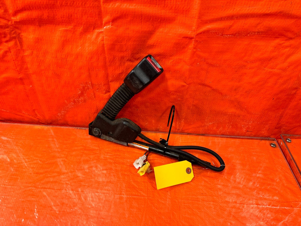 07 11 HONDA CIVIC SI SEDAN   DRIVER LEFT FRONT SEAT BELT CLIP BUCKLE   OEM #2860