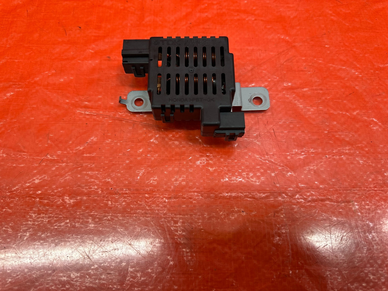 02 06 ACURA RSX   REAR TAILGATE WINDSHIELD GLASS DEFROSTER MODULE UNIT   OEM 2124
