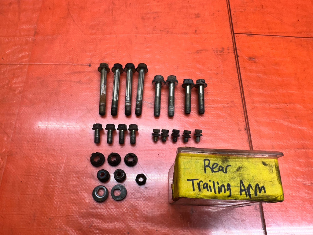 97 01 HONDA PRELUDE 2.2L REAR TRAILING ARM MOUNTING BOLTS HARDWARE SET OEM #3350