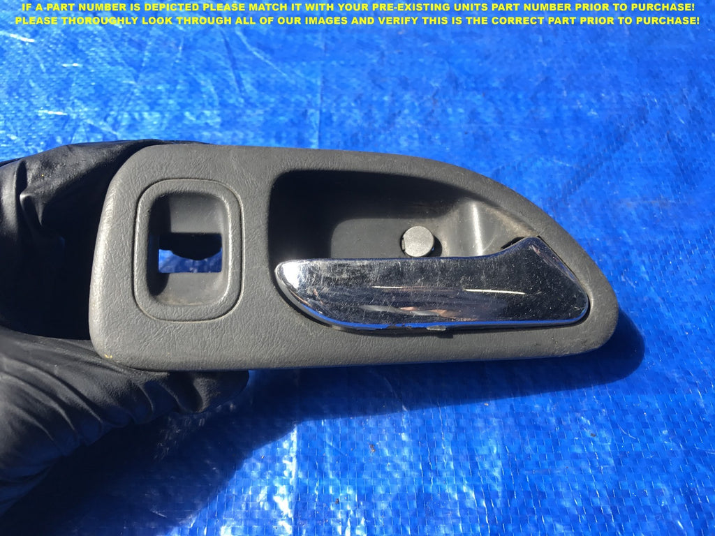 OEM 94 1995 1996 HONDA ACCORD SEDAN PASSENGER RIGHT REAR INTERIOR DOOR HANDLE0
