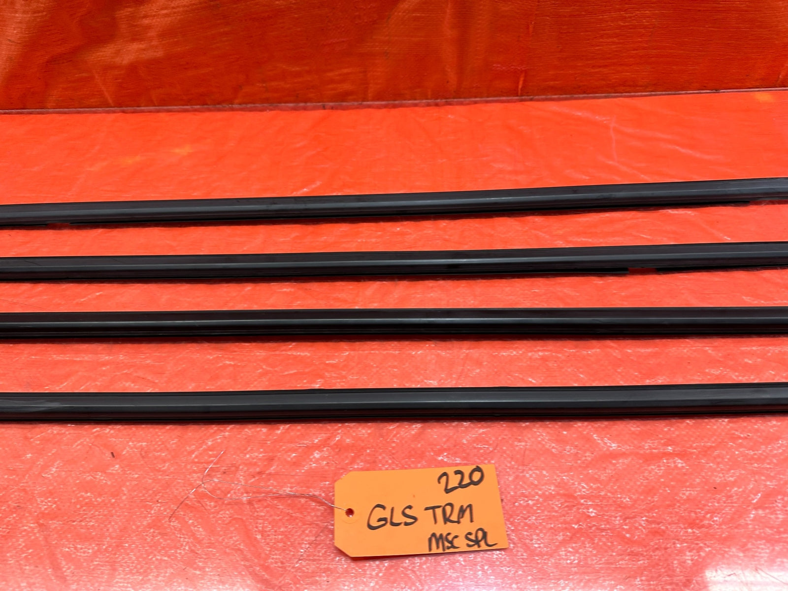 06 11 CIVIC 4D SEDAN   EXTERIOR DOOR WINDOW GLASS TRIM SET LEFT RIGHT   OEM #2206