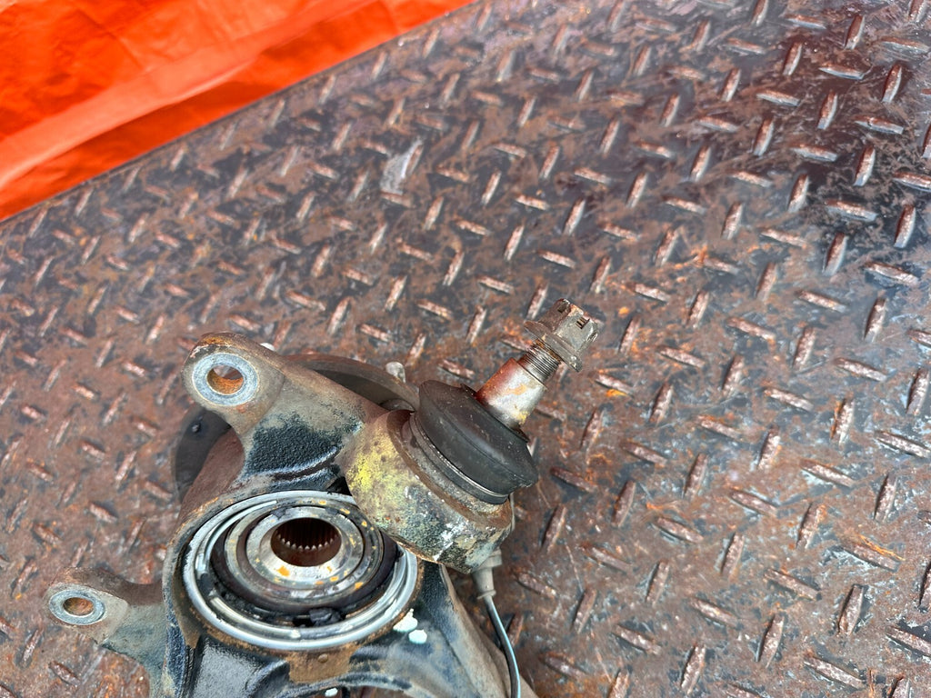 09 14 ACURA TSX   DRIVER LEFT FRONT SPINDLE KNUCKLE HUB   OEM FACTORY #27913