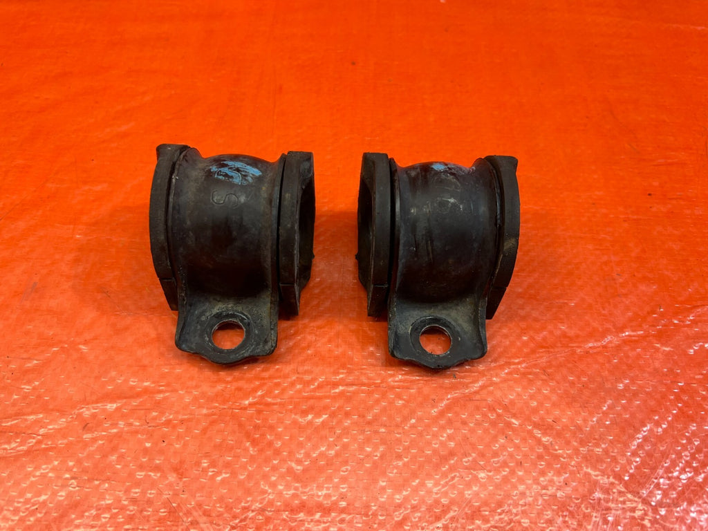 09 14 ACURA TSX   FRONT SWAY BAR MOUNTING BRACKET & BUSHING SET   OEM #1687