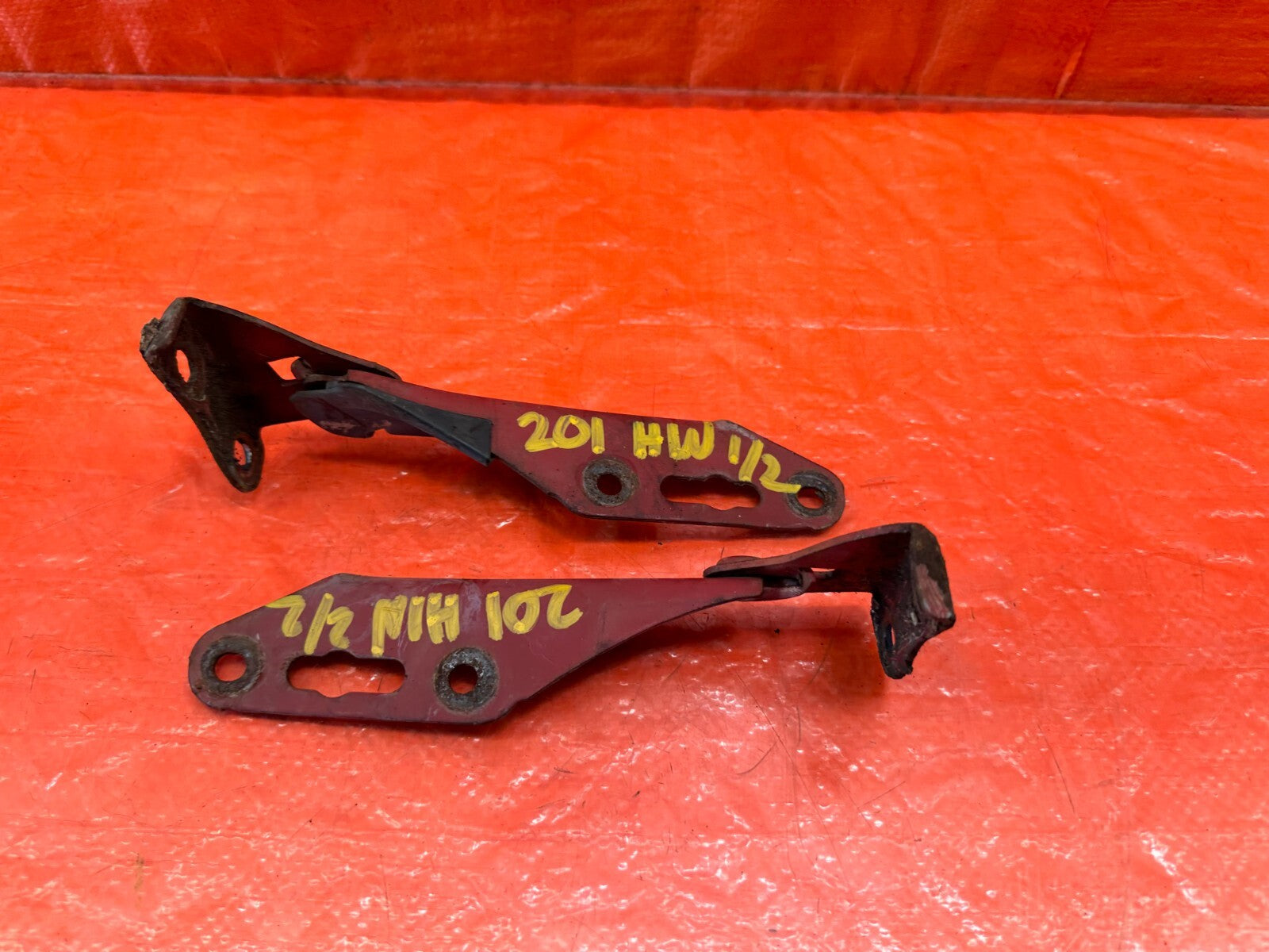96 00 HONDA CIVIC   HOOD HINGE SET   DRIVER LEFT PASEENGER RIGHT   OEM   #2018