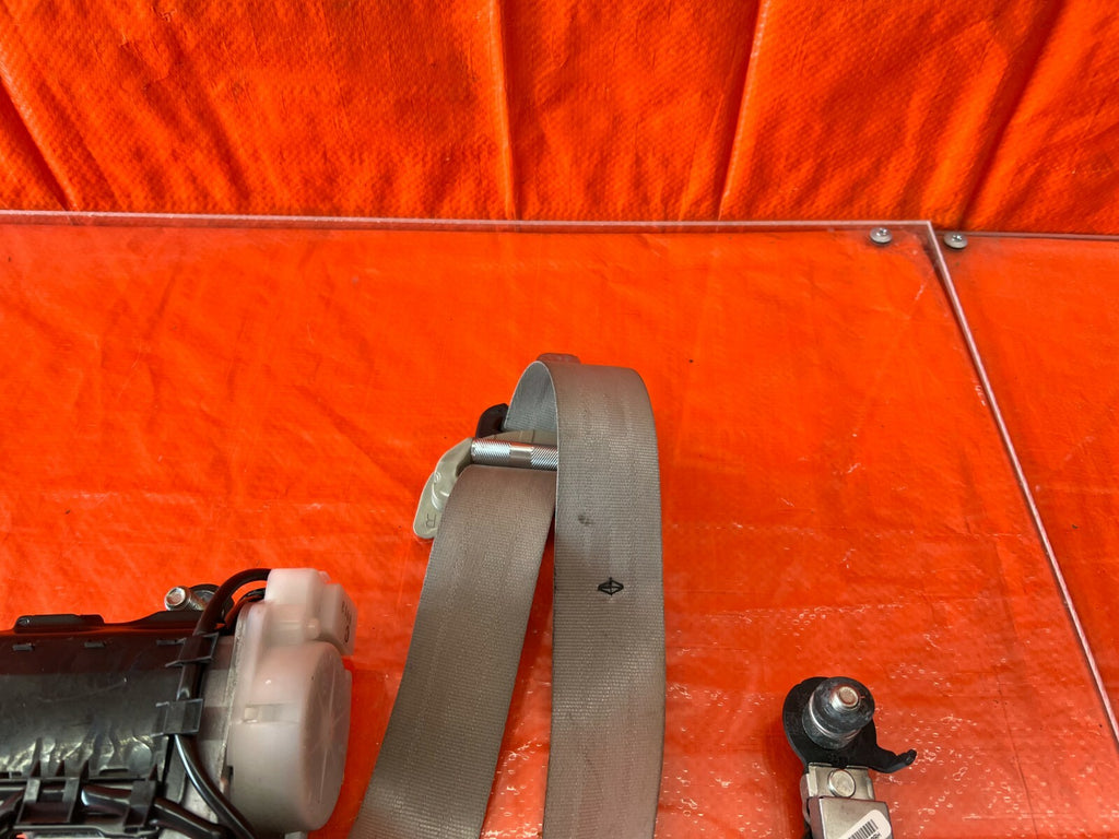 07 08 ACURA TL TYPE S   SEAT SAFETY BELT   PASSENGER RIGHT FRONT SIDE   OEM 5