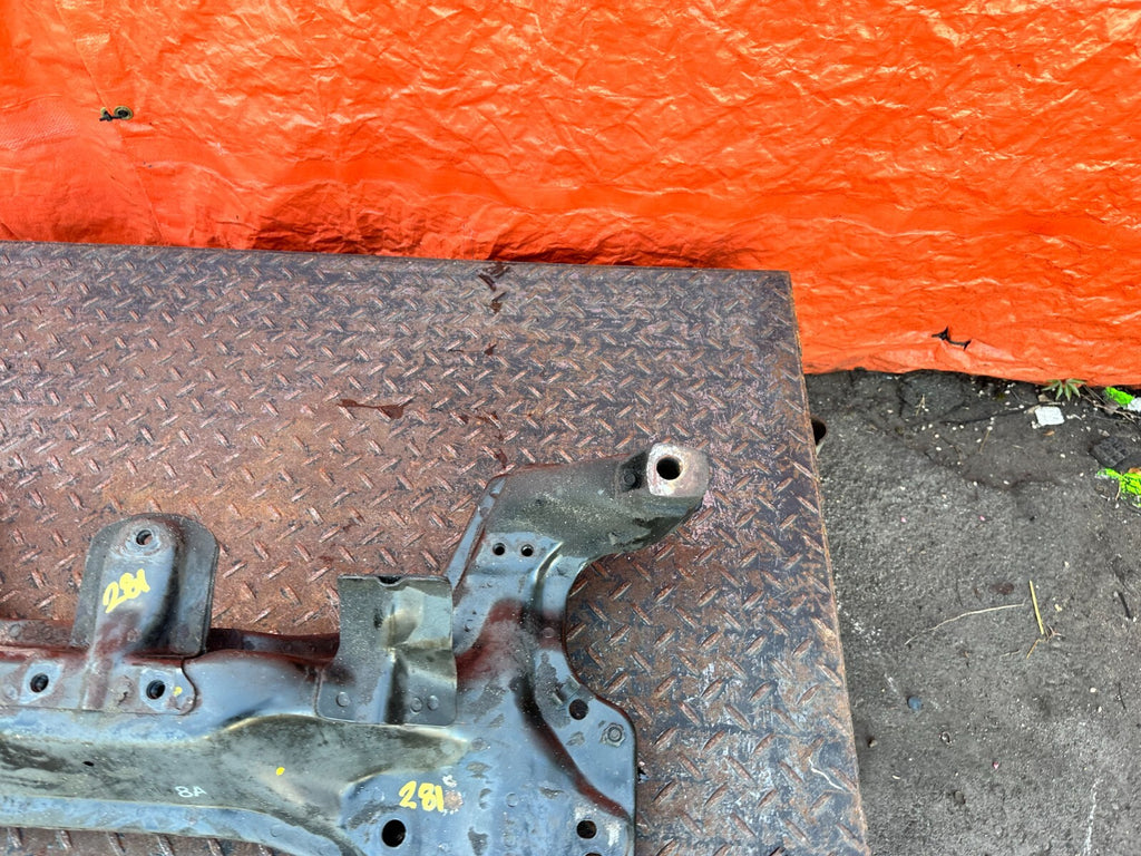 94 01 ACURA INTEGRA   FRONT SUBFRAME CROSSMEMBER SUB FRAME ENGINE CRADLE OEM 2811