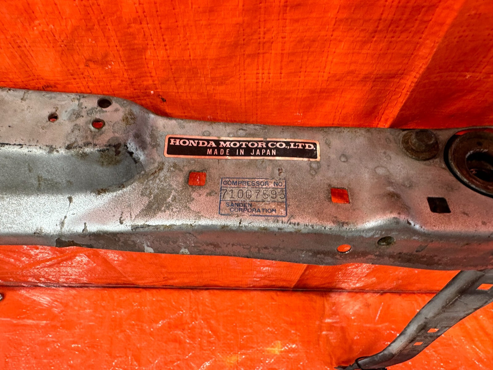 88 91 HONDA CRX   UPPER RADIATOR SUPPORT BEAM BAR T BRACKET   OEM #2773