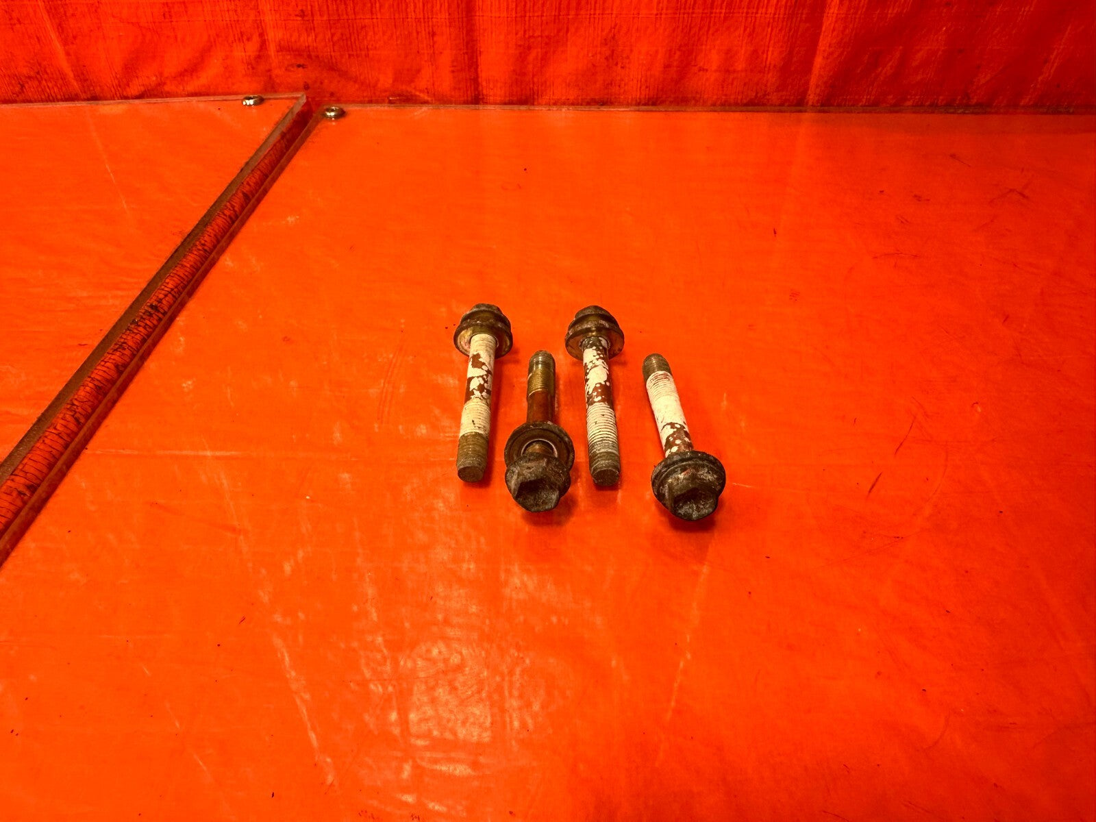 02 10 LEXUS SC430   LEFT RIGHT FRONT UPPER CONTROL ARM BOLTS HARDWARE OEM 2885