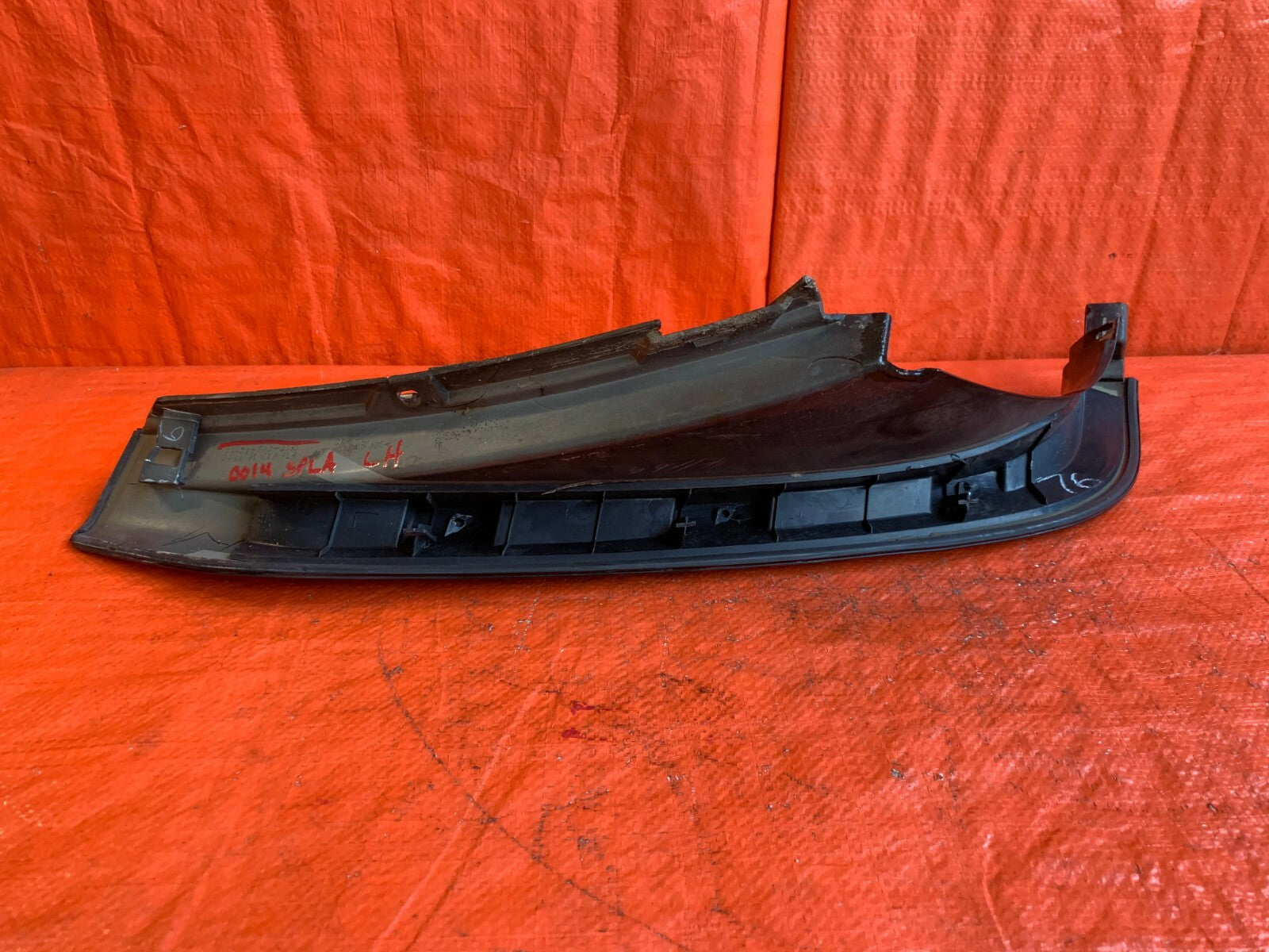 OEM 1994 94 HONDA DEL SOL   REAR WINDOW TRIM   DRIVER LEFT TARGA   BLACK10