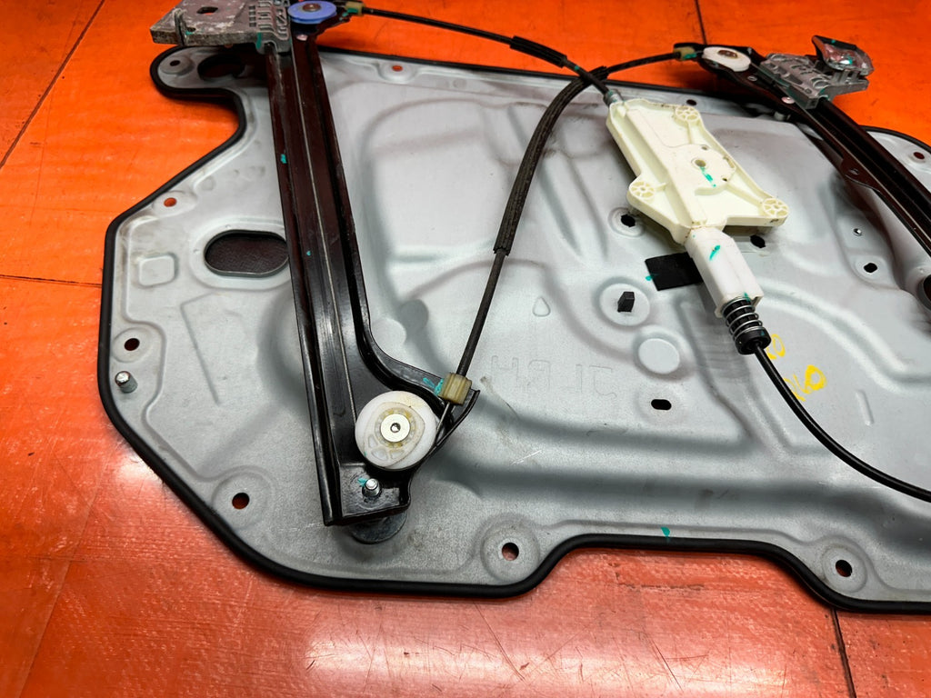 2016-2020 INFINITI Q60 COUPE PASSENGER RIGHT WINDOW REGULATOR OEM #20Q608