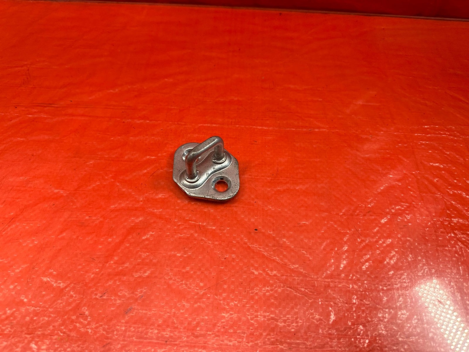 04 14 ACURA TSX   DOOR STRIKER HOOK LATCH LOCK LEFT RIGHT FRONT REAR   OEM 196 26