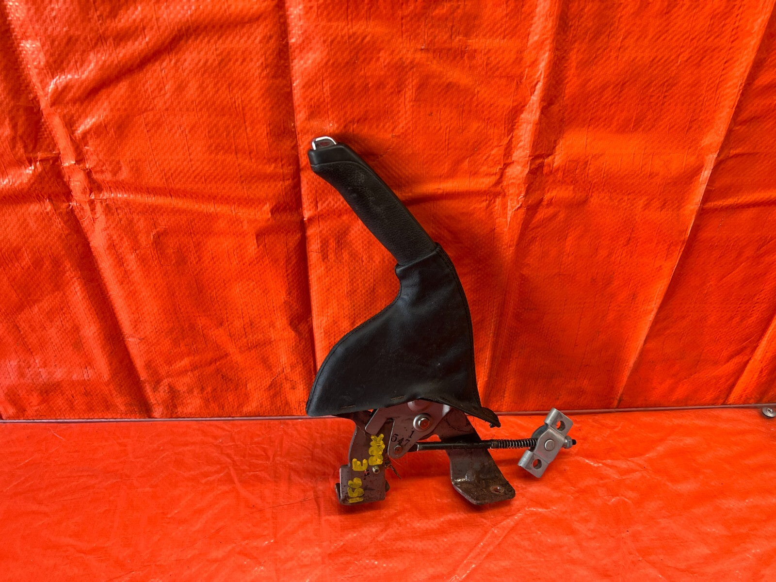 04 08 ACURA TSX   EMERGENCY / PARKING BRAKE HANDLE GRIP LEVER   OEM #1560
