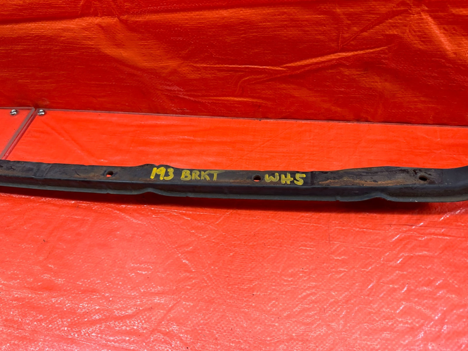 95 98 HONDA ODYSSEY   REAR BUMPER COVER MOUNTING BRACKET   OEM FACTORY #1936