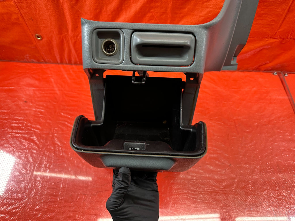 96 97 HONDA ODYSSEY   LOWER CENTER CONSOLE STORAGE COMPARTMENT    OEM #19310