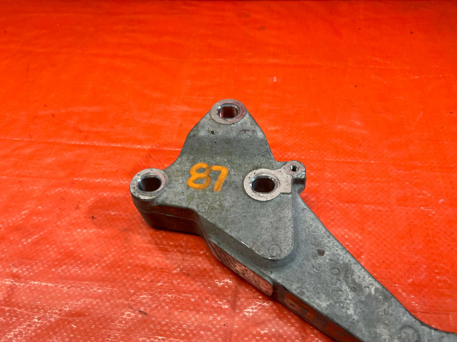 07 08 ACURA TL TYPE S   AUTOMATIC   UPPER TRANSMISSION MOUNTING BRACKET   OEM 874