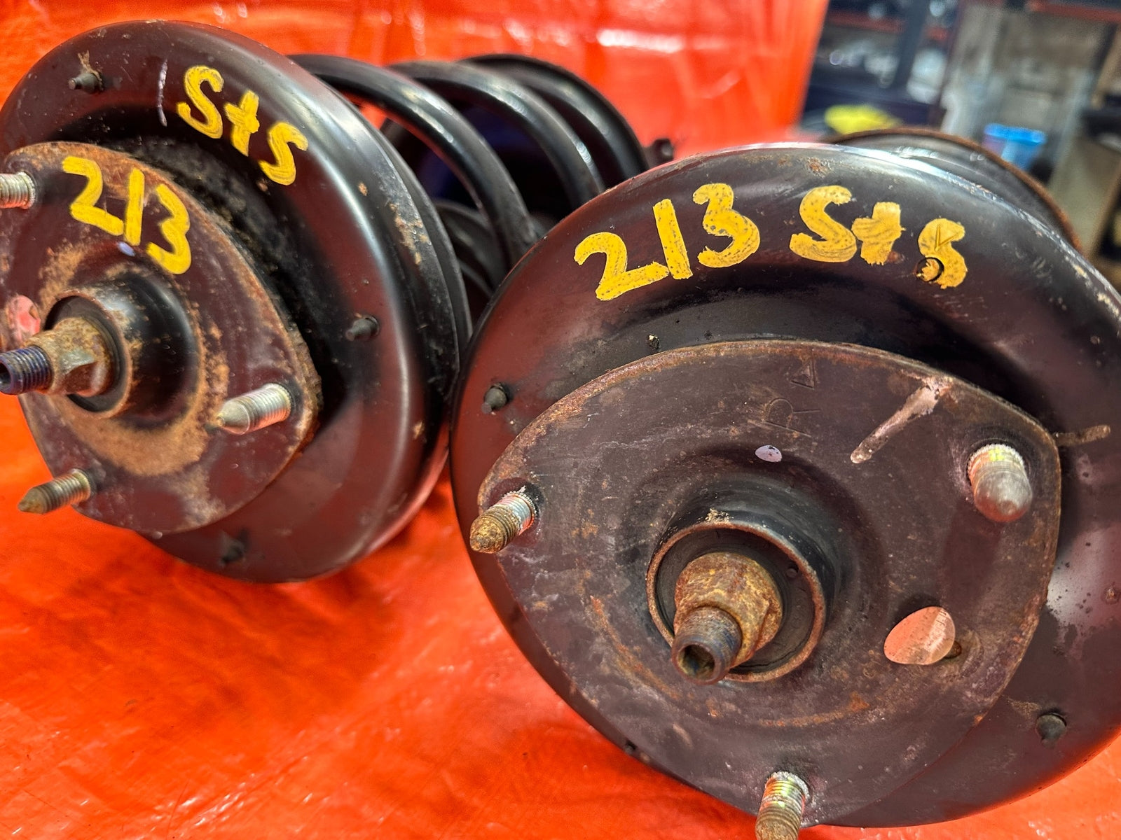 02 05 HONDA CIVIC SI EP3 HATCH   FRONT SHOCKS & SPRINGS LEFT & RIGHT FACTORY 21311