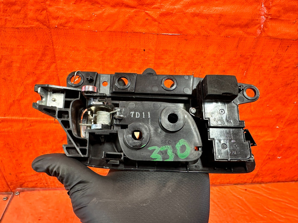 04 08 ACURA TSX LEFT DRIVER FRONT INTERIOR INSIDE DOOR HANDLE OEM #3303