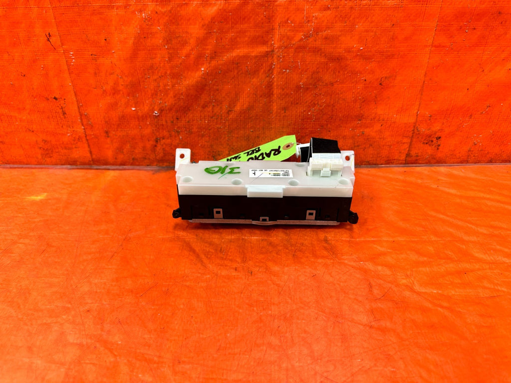 09 15 INFINITI G37 CONVERTIBLE   RADIO CONTROL   28395 JK60B   OEM #3104