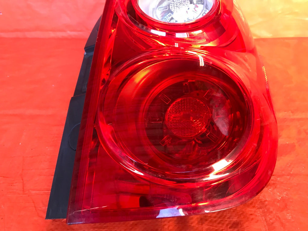 OEM 2013 2014 2015 CHEVROLET EQUINOX PASSENGER RIGHT TAIL LIGHT LAMP 13 14 15 1