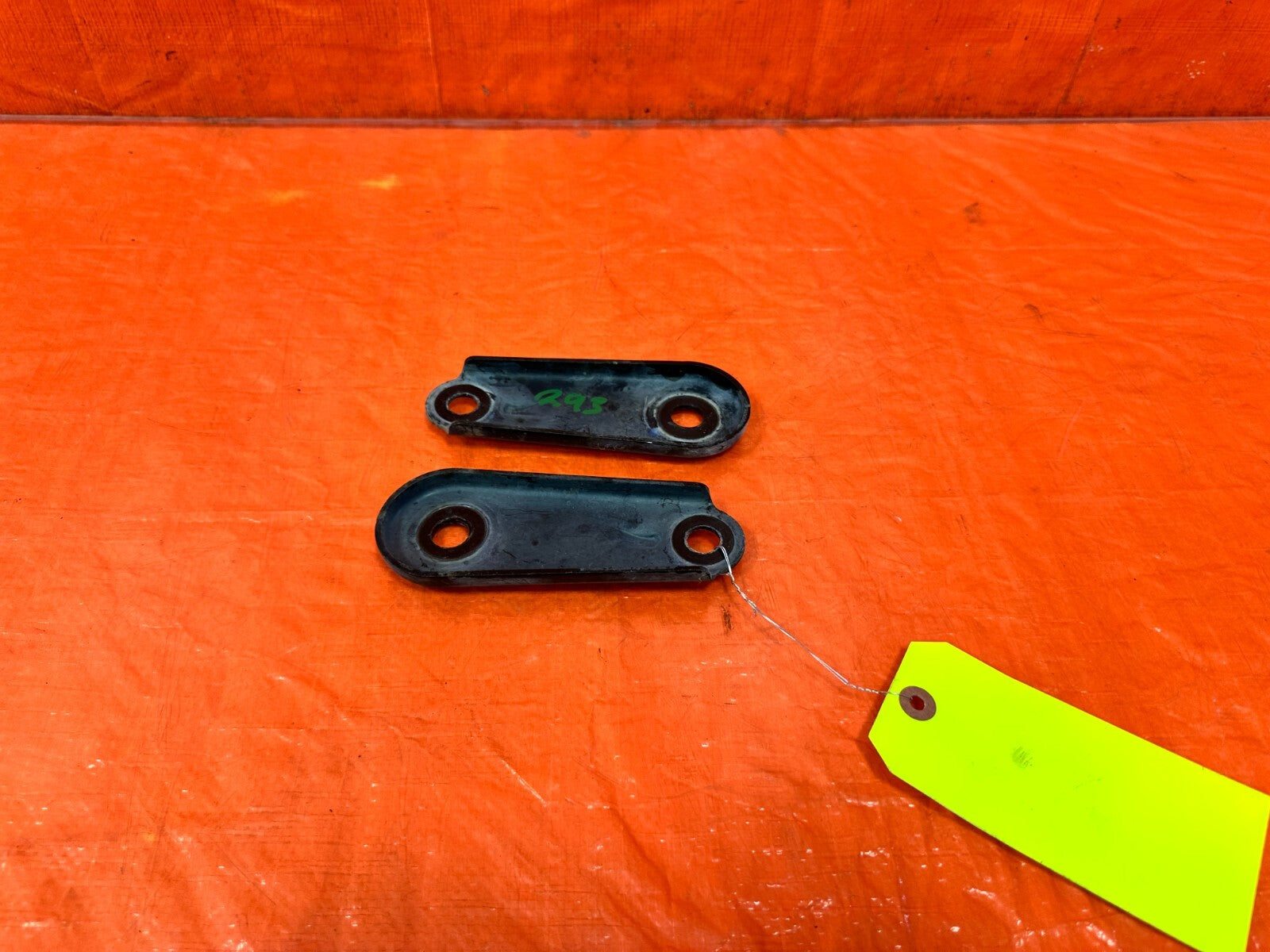13 16 SCION FRS   17 20 86 13 20 BRZ   FRONT SUBFRAME BRACKETS SET OF 2 OEM 2932