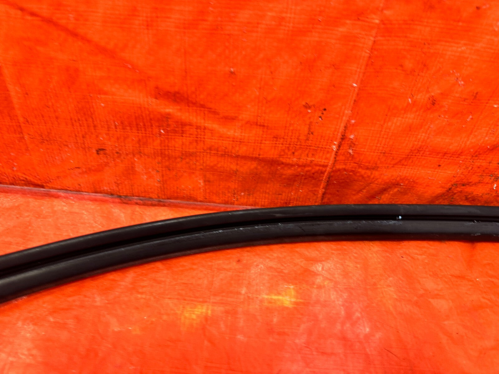 96 00 HONDA CIVIC SEDAN   DRIVER LEFT REAR   WINDOW GLASS RUN CHANNEL OEM #2975