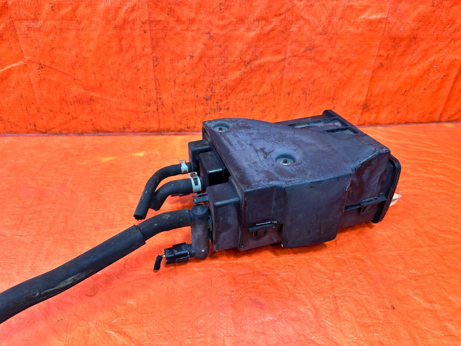 08 15 INFINITI G37 2D COUPE   FUEL VAPOR CHARCOAL EVAP TANK CANISTER  OEM 3289