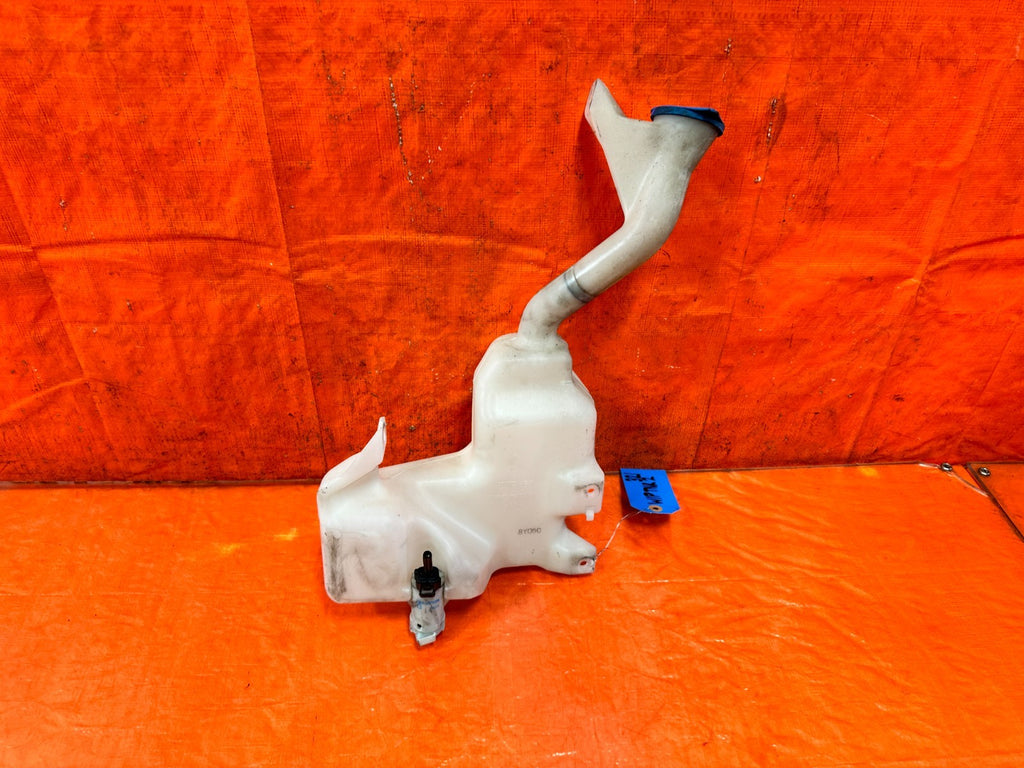 09 14 ACURA TSX   WINDSHIELD WIPER FLUID RESERVOIR TANK W/ MOTORS   OEM OE #3215