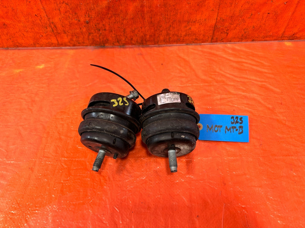 12 14 HYUNDAI GENESIS COUPE BK2 2.0L G4KF   LEFT AND RIGHT ENGINE MOUNTS OEM 3250