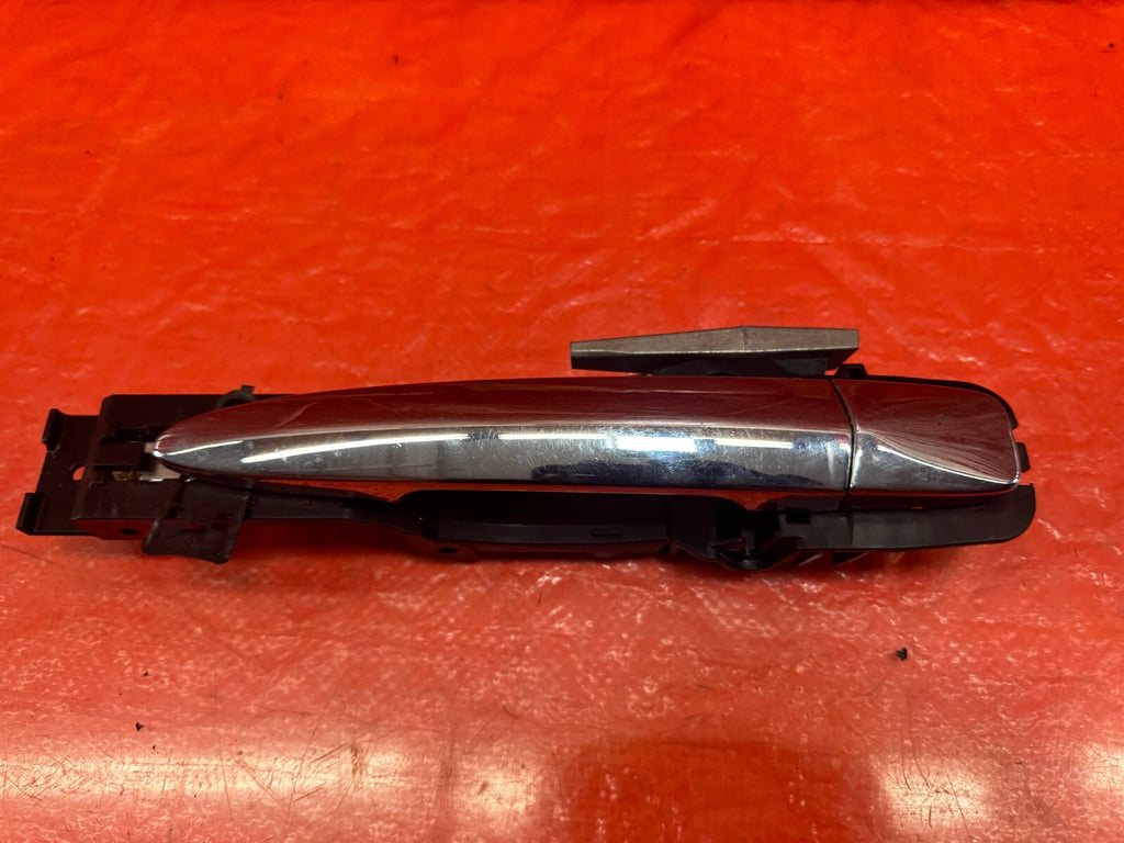 14 20 INFINITI Q50 DRIVER LEFT REAR EXTERIOR DOOR HANDLE W/ CAP AND BASE OEM 1316