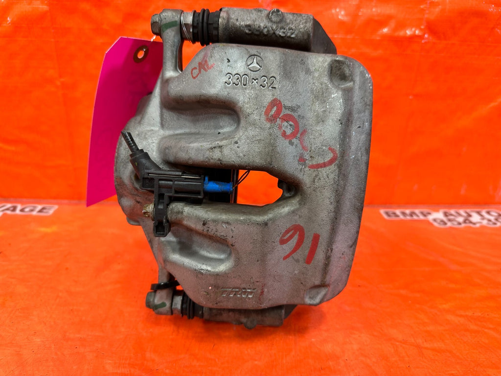 15 20 MERCEDES BENZ   W205   C300   NON SPORT   RIGHT FRONT BRAKE CALIPER OEM 12