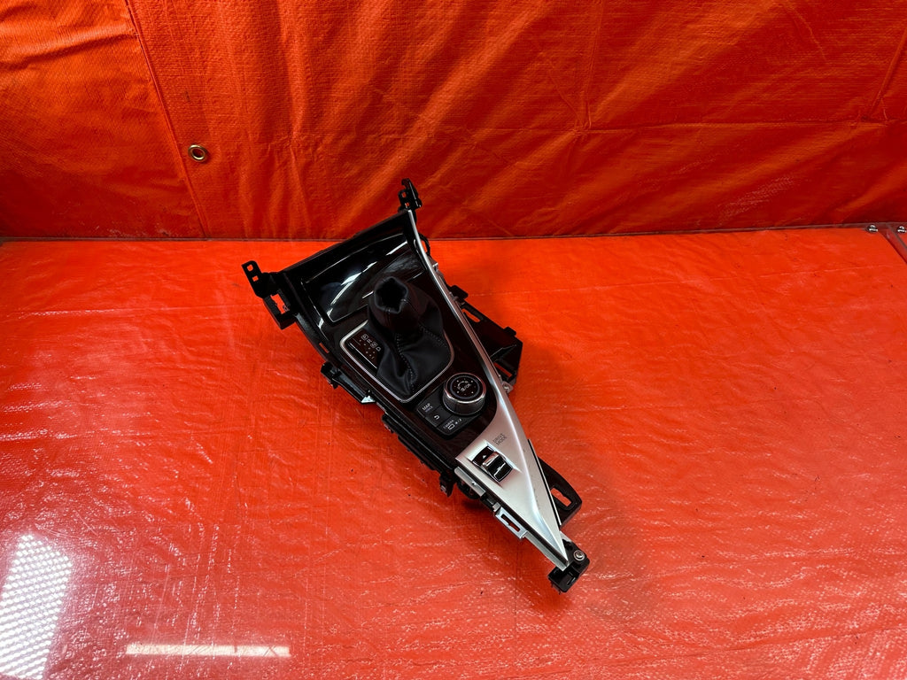 2018 18 INFINITI Q60 RED SPORT SHIFTER CONSOLE W/ NAVIGATION & CAMERA OPTION 2000