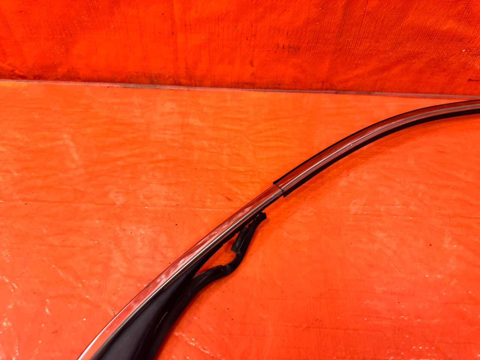 96 00 HONDA CIVIC SEDAN 4D   PASSENGER RIGHT CHROME UPPER WINDOW GLASS TRIM OEM14