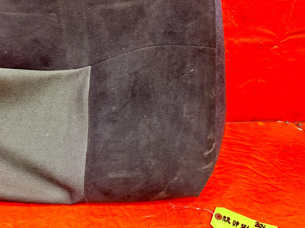 02-05 HONDA CIVIC SI EP3 HATCH PASSENGER RIGHT LOWER  SEAT SKIN WRAP OEM 3064