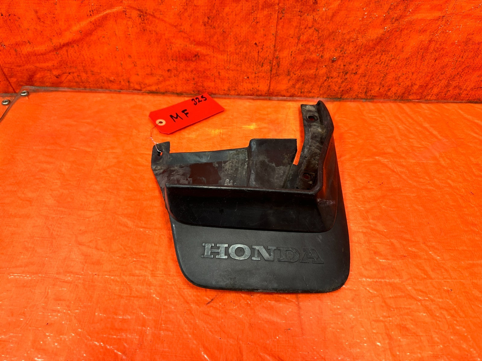90 91 HONDA CIVIC HATCHBACK   DRIVER LEFT REAR MUD FLAP   OEM FACTORY OE #3254