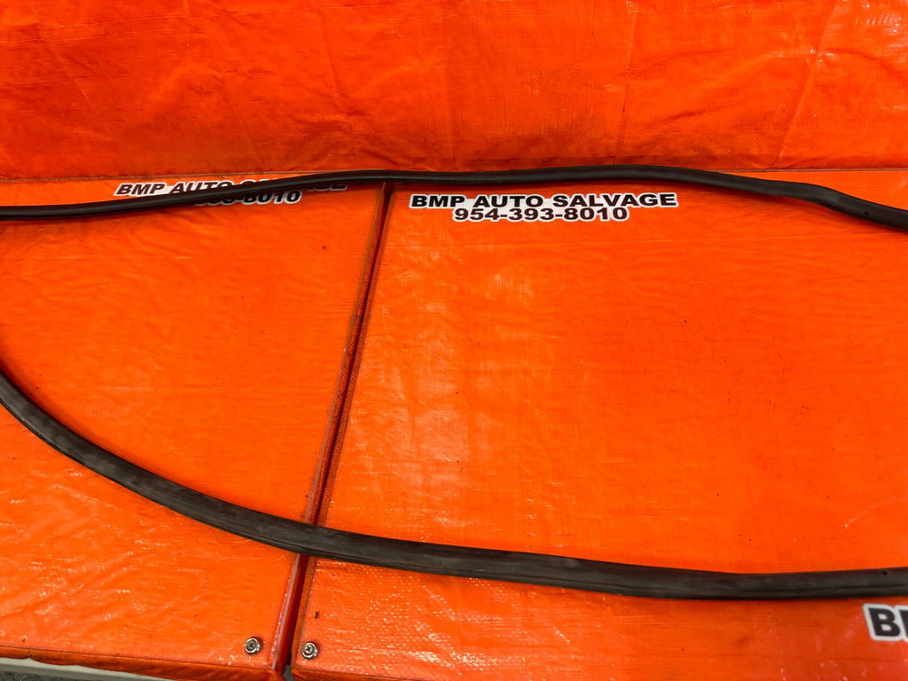 06 11 CIVIC 4D SEDAN   PASSENGER RIGHT REAR WEATHER STRIP SEAL GASKET OEM #2606