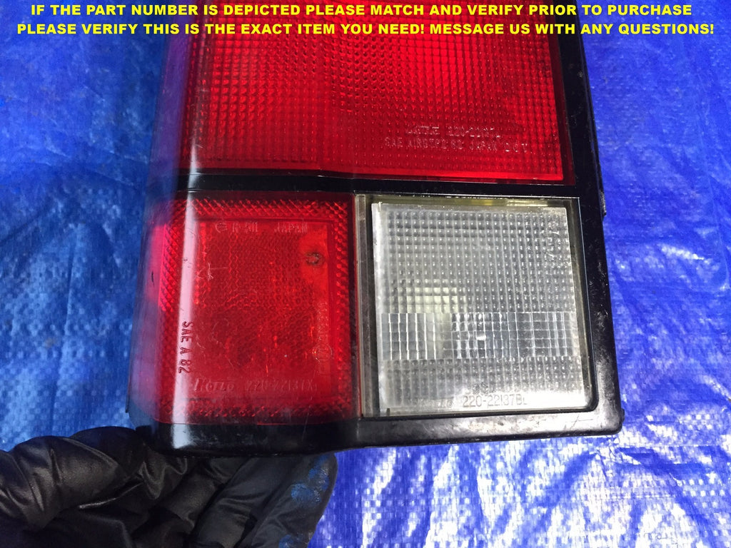 OEM 1987 87 HONDA CIVIC SHUTTLE WAGON DRIVER LEFT TAIL LIGHT 1B1