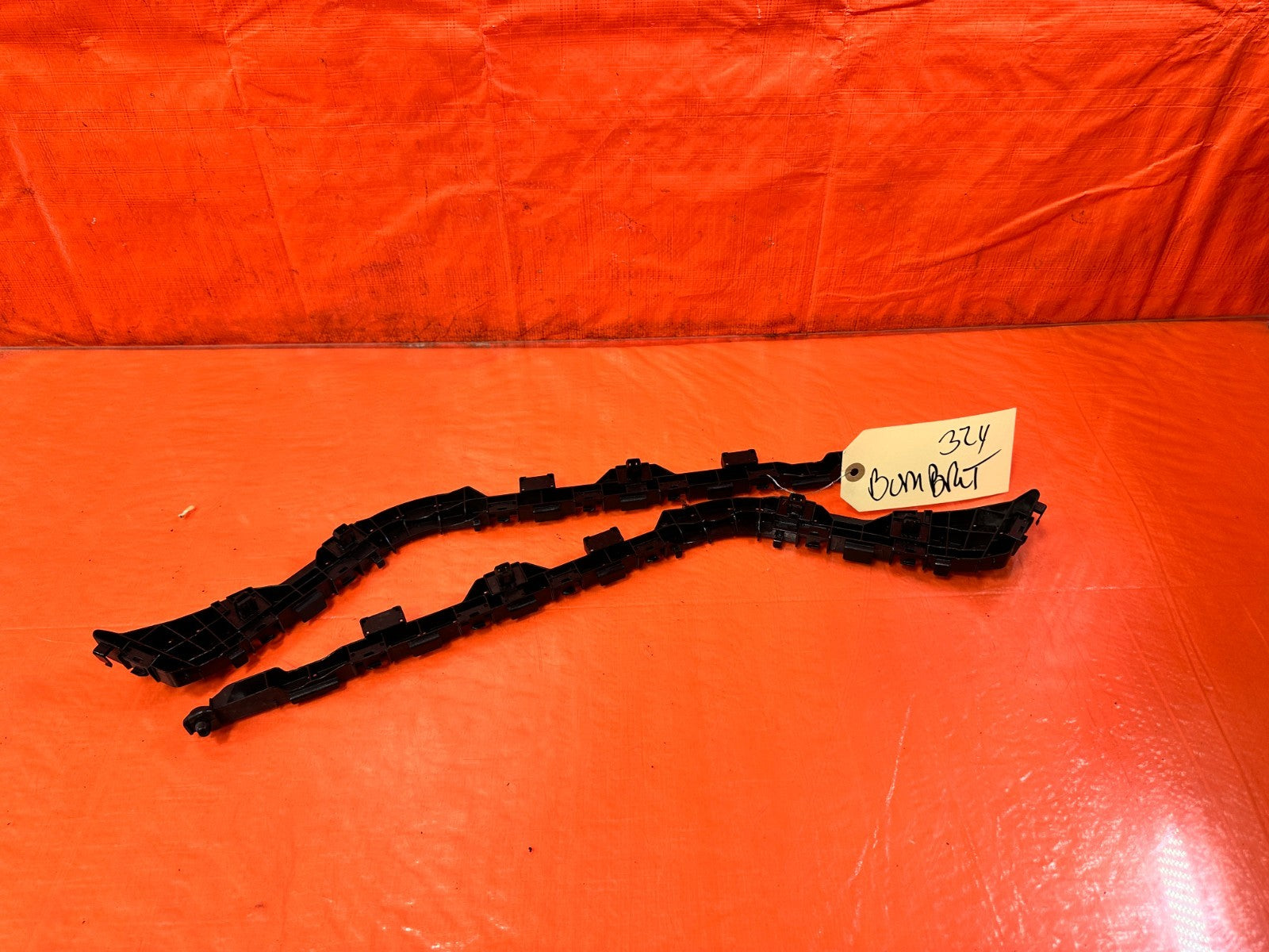 18 22 HONDA ACCORD 1.5L   LEFT AND RIGHT REAR BUMPER CLIPS RETAINERS OEM #32410