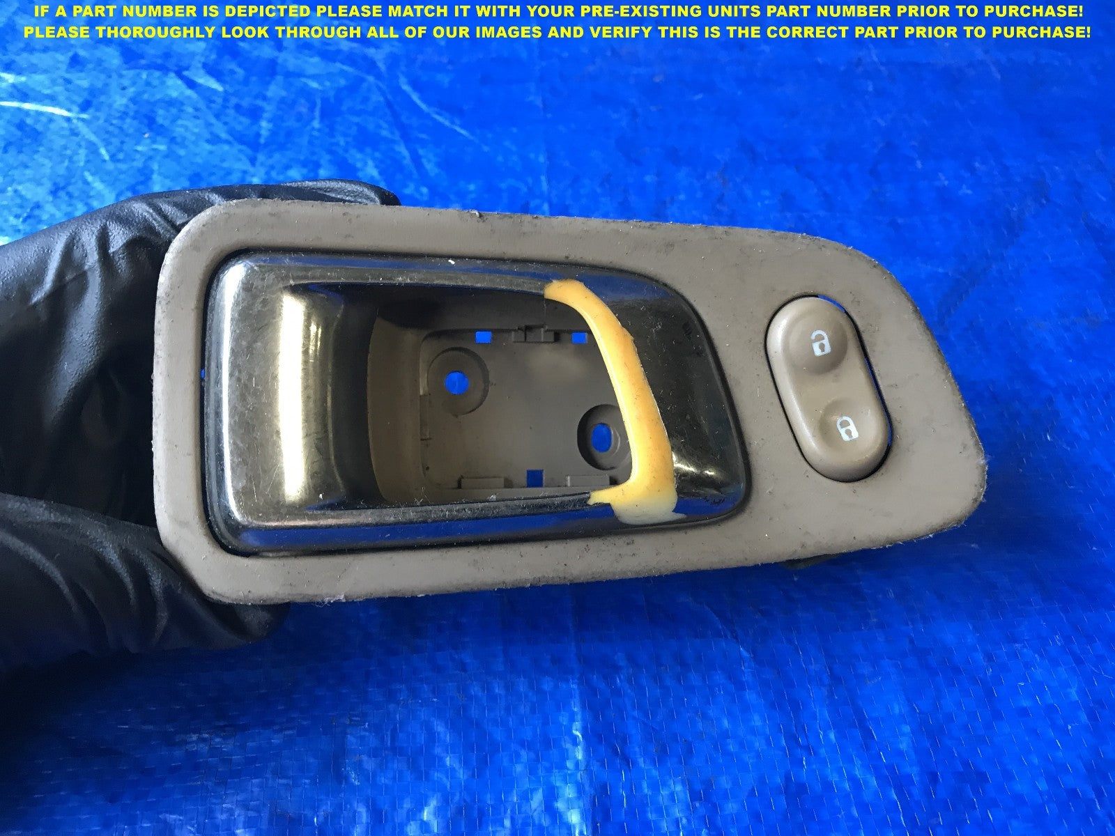 OEM 2003 2004 HONDA PILOT DRIVER LEFT FRONT INTERIOR DOOR HANDLE TRIM 0